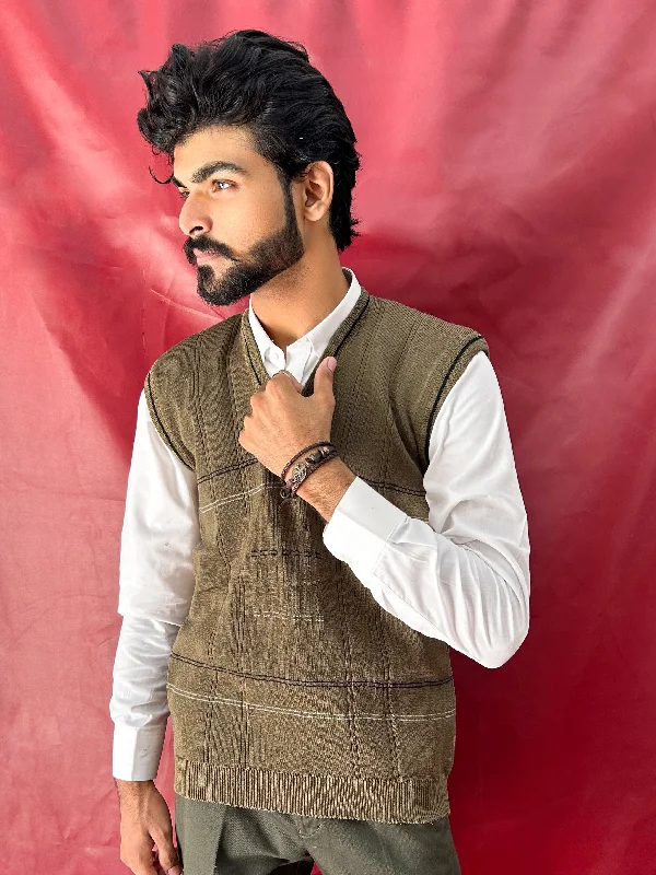 Sale Event Light Brown Sleeveless Sweater for Men SH MSW10