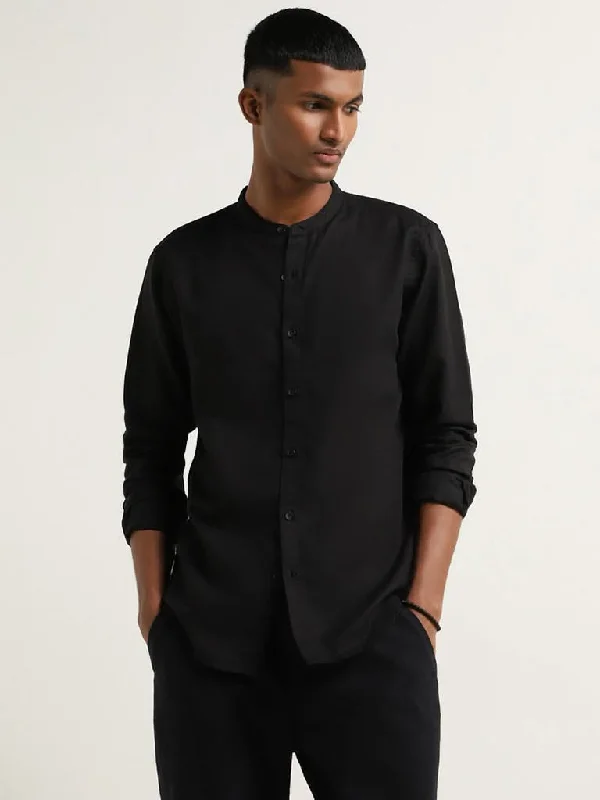 ETA Black Resort Fit Blended Linen Shirt