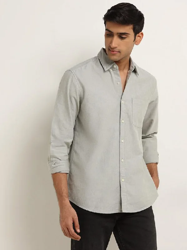 WES Casuals Light Sage Solid Cotton Relaxed Fit Shirt