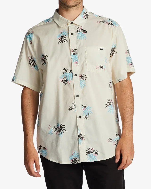 Huge Savings Billabong Shorts Sleeve Men's Woven Shirts