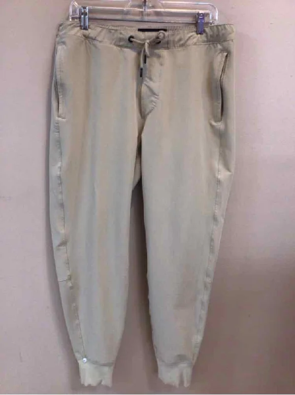 SIZE MEDIUM ABERCROMBIE & FITCH Men's PANTS