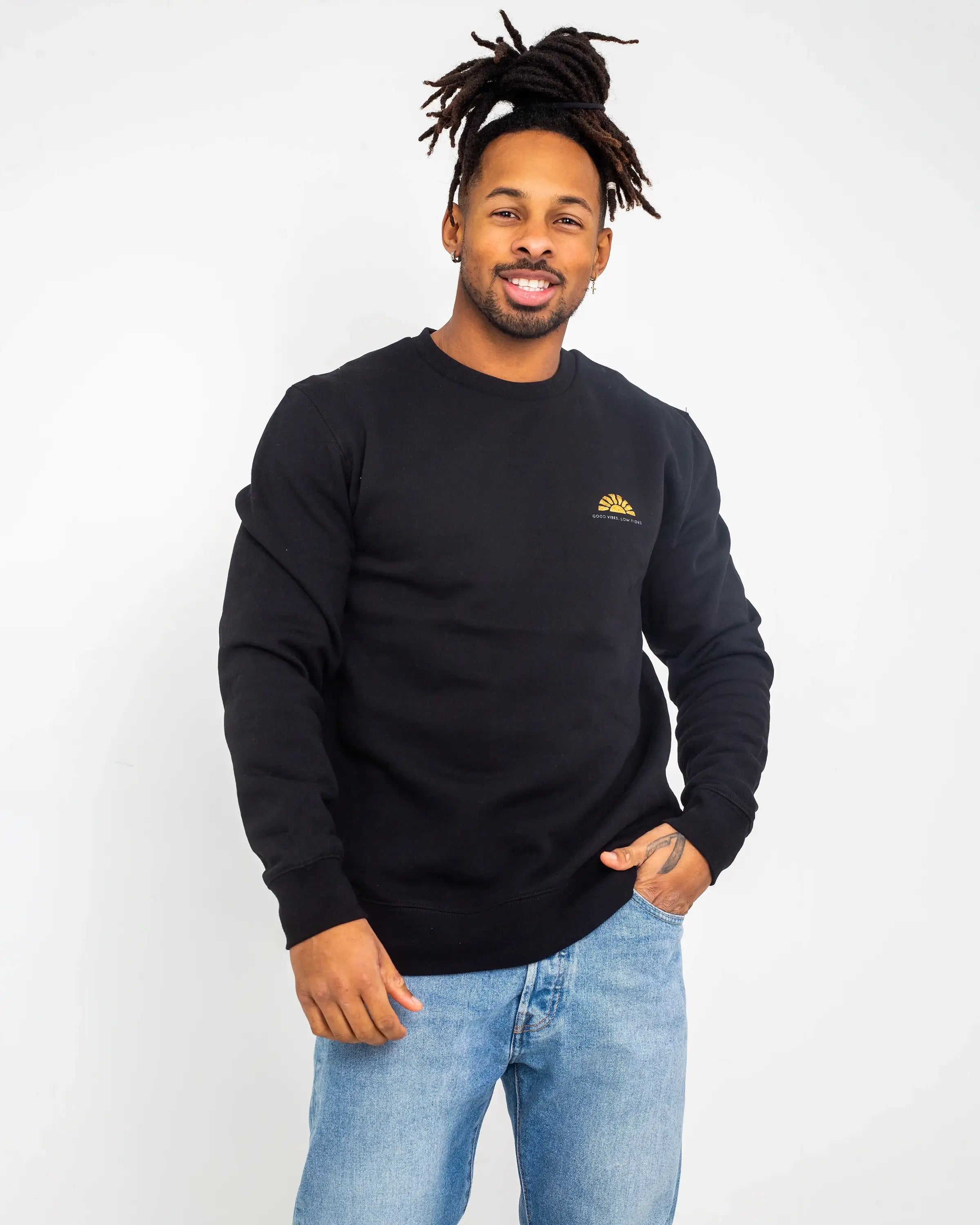 Good Vibes Sweatshirt in Black