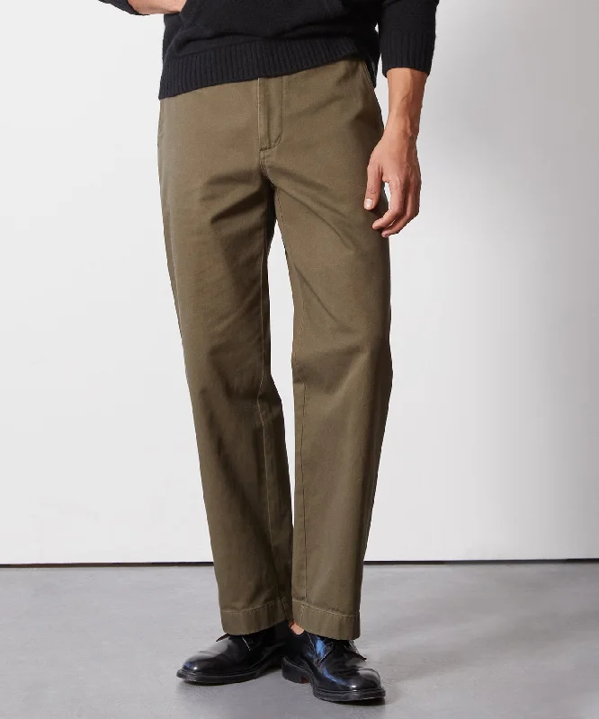 Weekend Discounts to Grab Straight Fit Favorite Chino in Olive