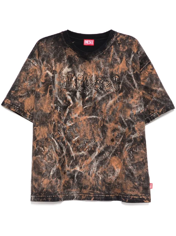 Huge Discounts Box T-Shirt