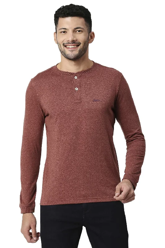 Muscle Fit Cotton Polyester Henley T-shirt