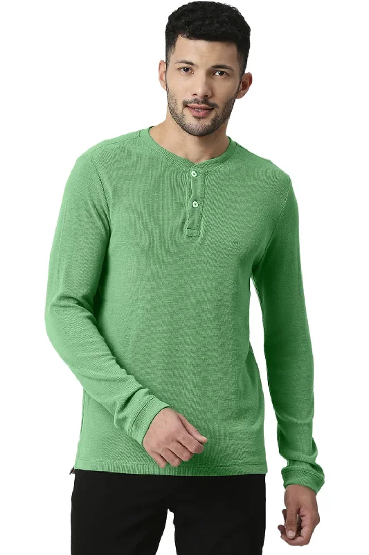 Muscle Fit Cotton Polyester Henley T-shirt