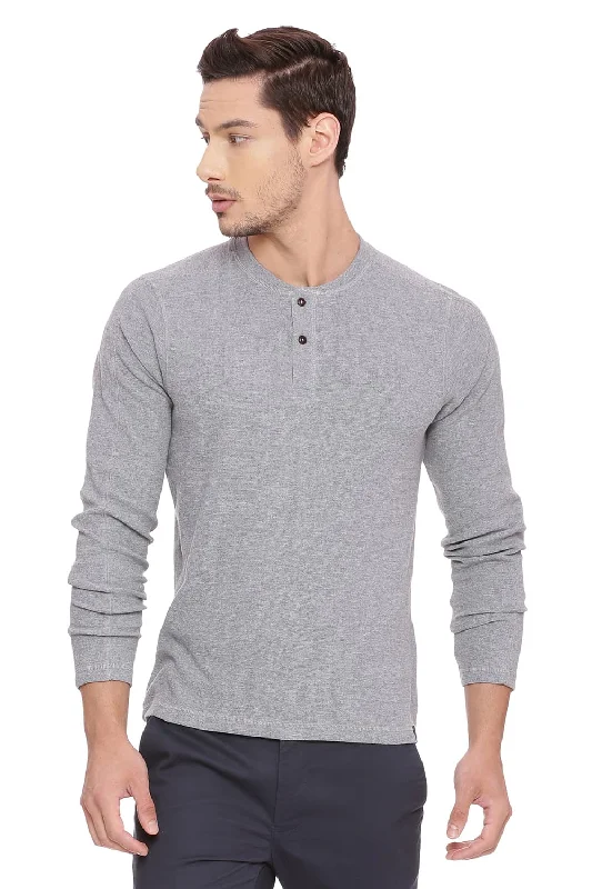 Muscle Fit Henley T Shirt