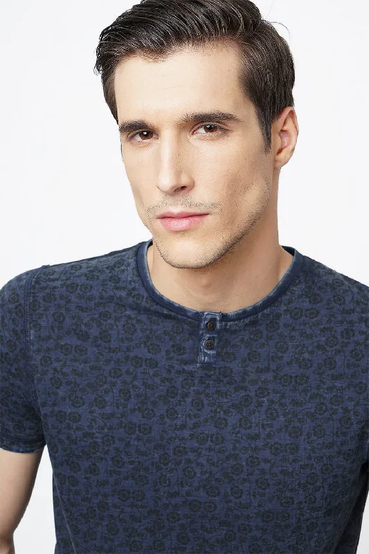 Exclusive Deal Muscle Fit Printed Henley T.Shirt