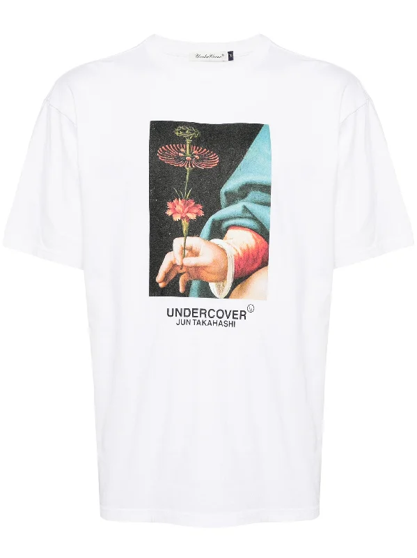 Extra Discounts Graphic-Printed T-Shirt