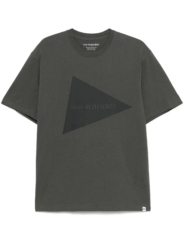 Value Deals Logo-Print T-Shirt