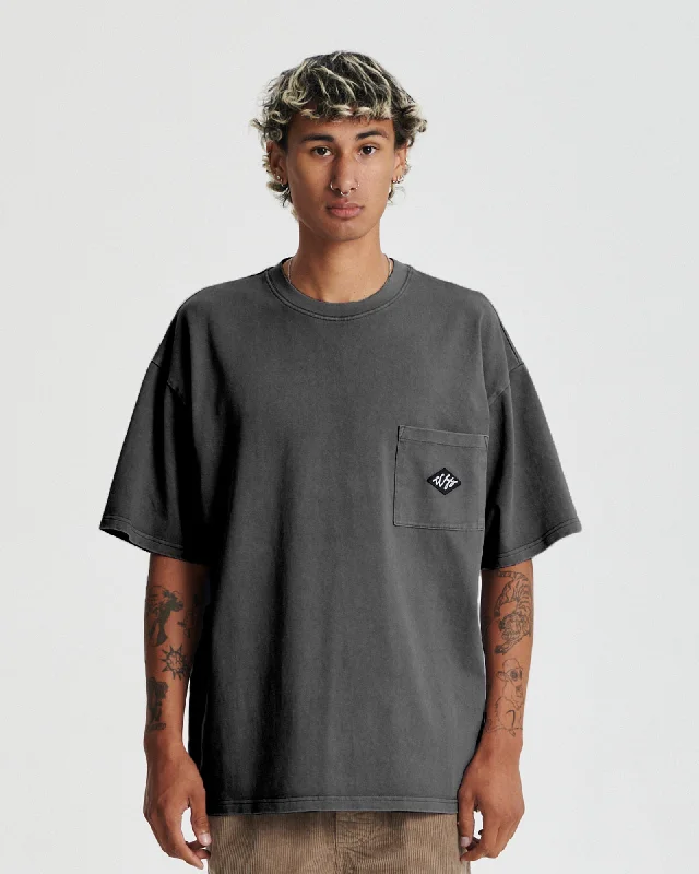 Scribble Pkt Tee - Ashphalt